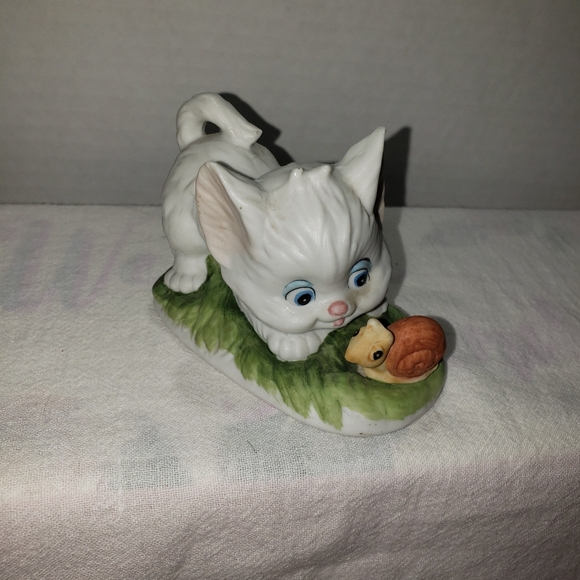 Vintage Lefton China White Kitten and Snail - Picture 2 of 5